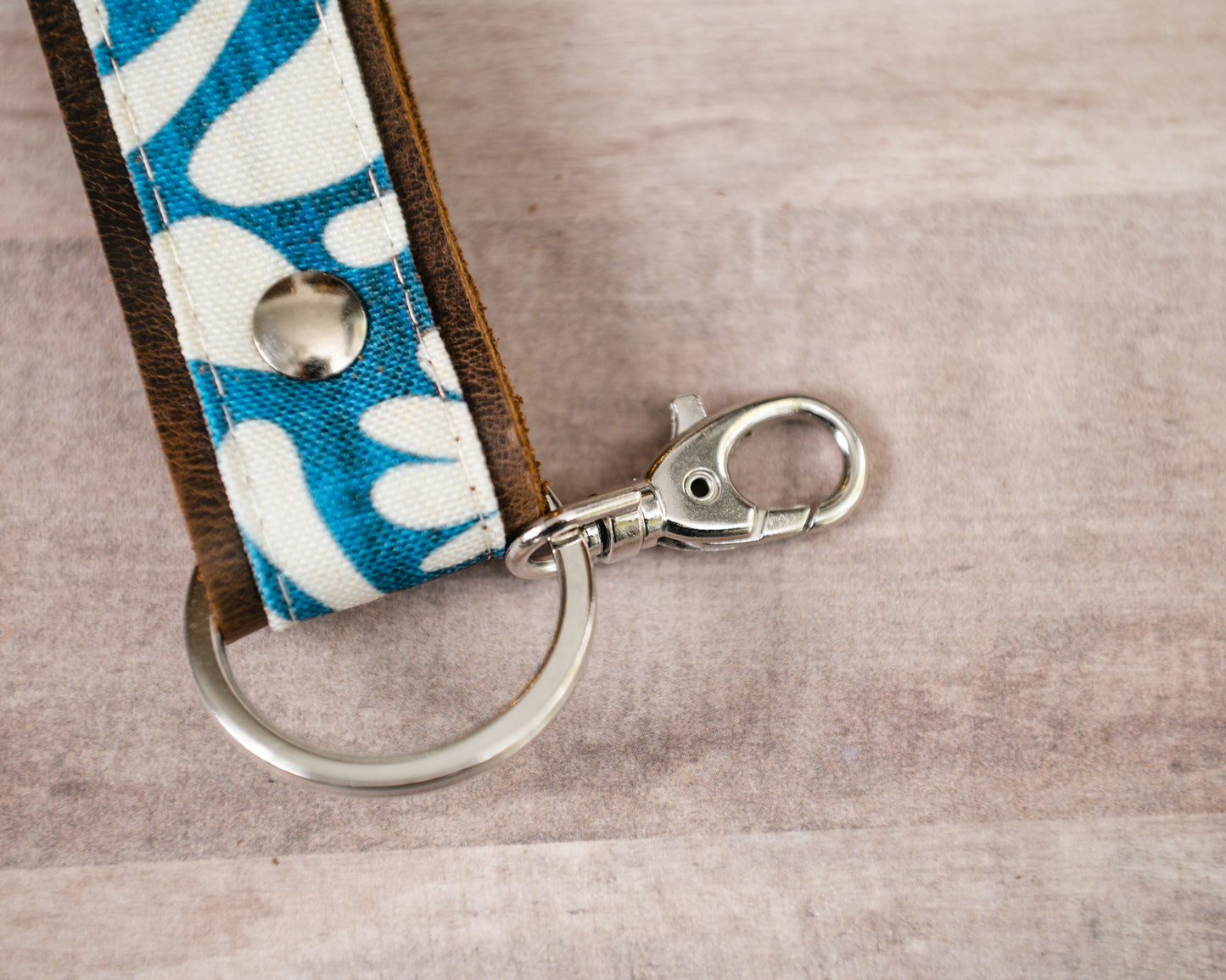 Psychedelic Daisy Handmade Leather Keychain